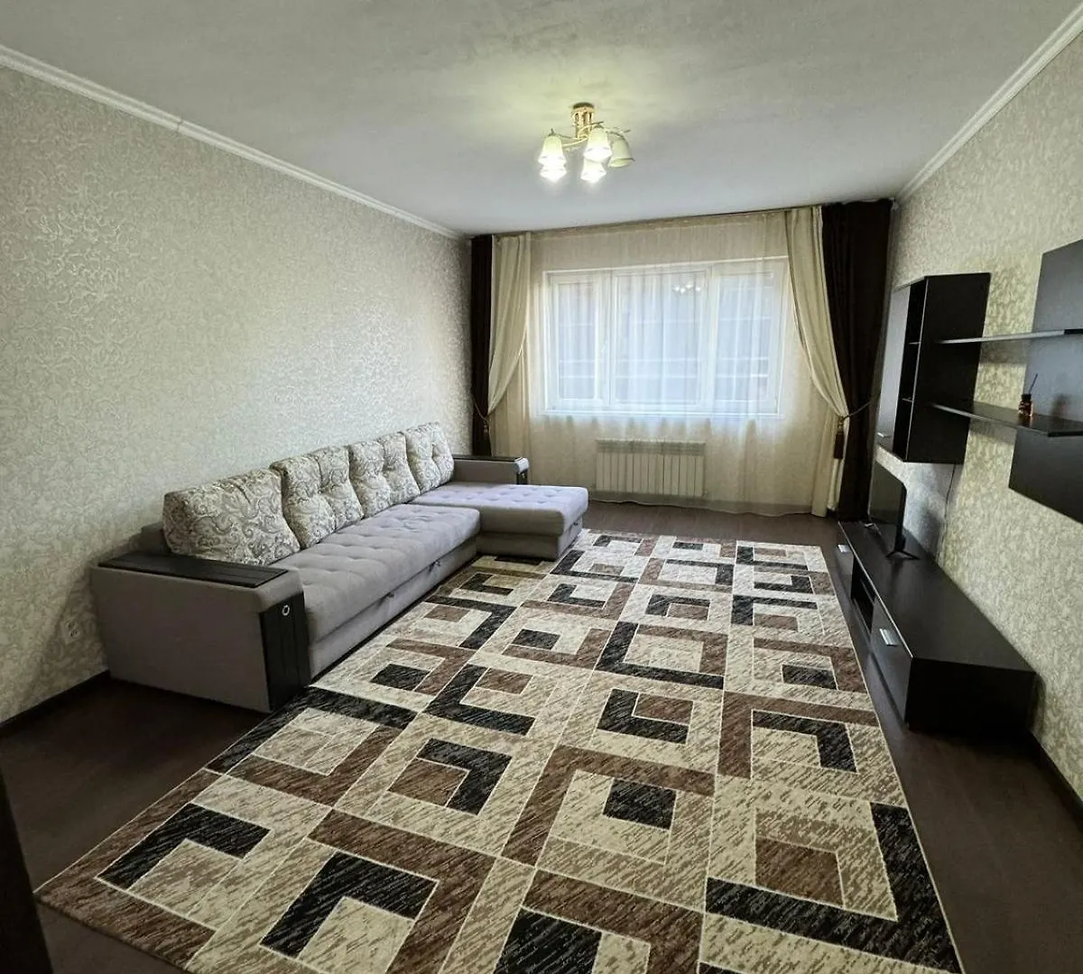 Apartment Просторная Квартира В Жк Науаи Около Трц Мега Almaty