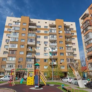 светлая рядом с парком горького Апартаменты
